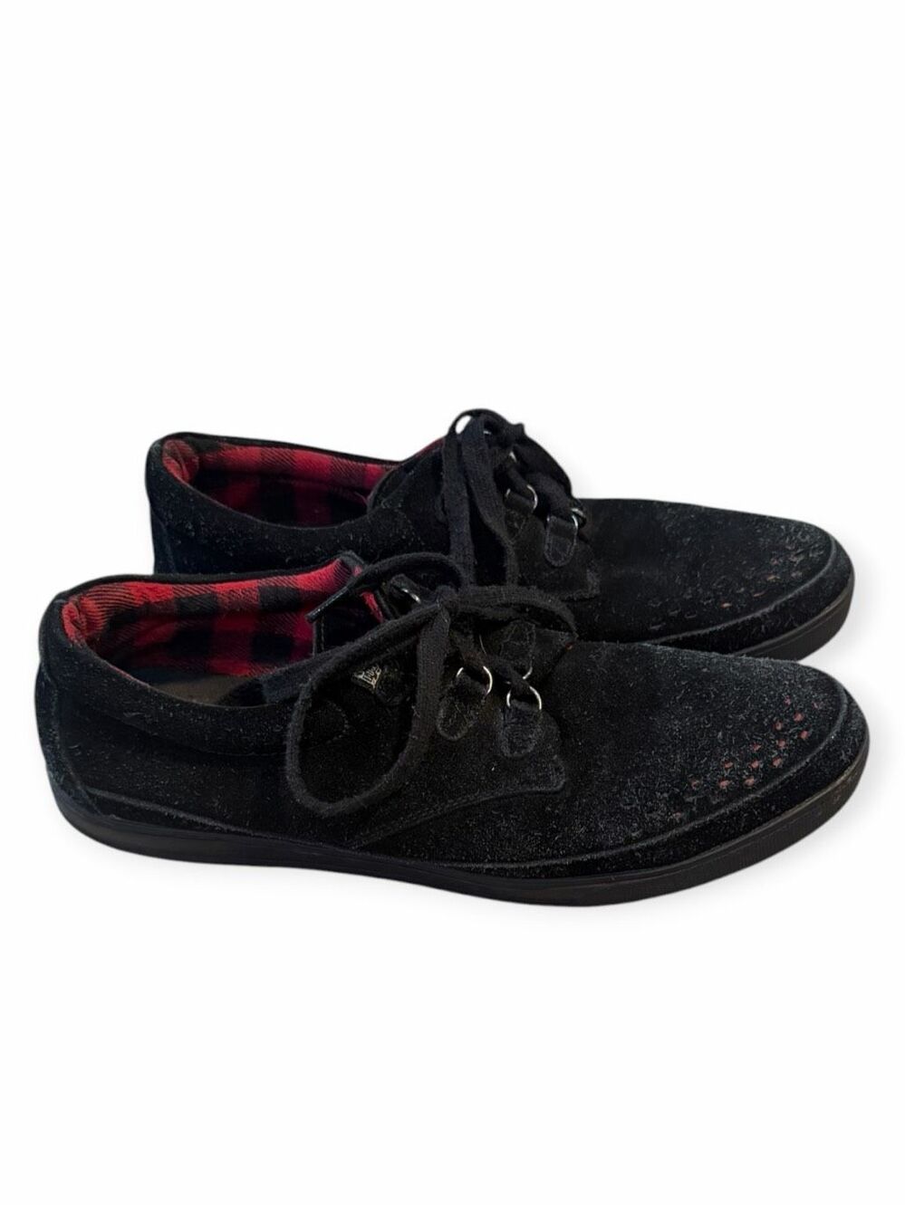 T.U.K. Black Suede Skull Sole Sneakers Buffalo Plaid Lace-Up Shoes Size10